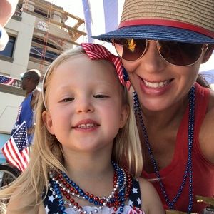 Meet your Posher, Christine